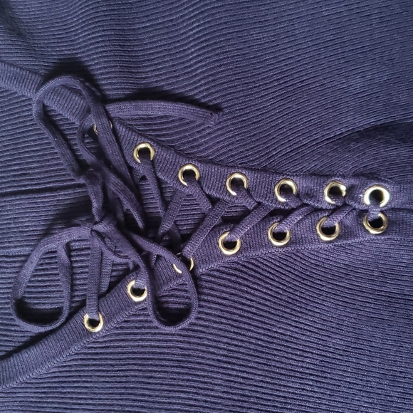 Guess Bodycon Longsleeve Sweater Dress - Picture 6 of 12